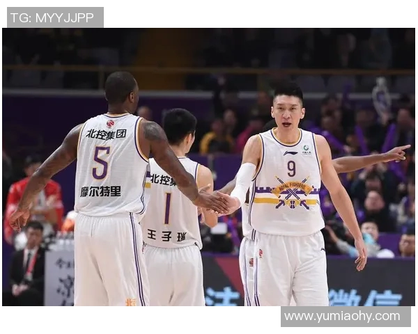 深圳篮球队与北京篮球队赛后分析意识碰撞的深度探讨 深圳篮球队与北京篮球队赛后分析意识碰撞的深度探讨