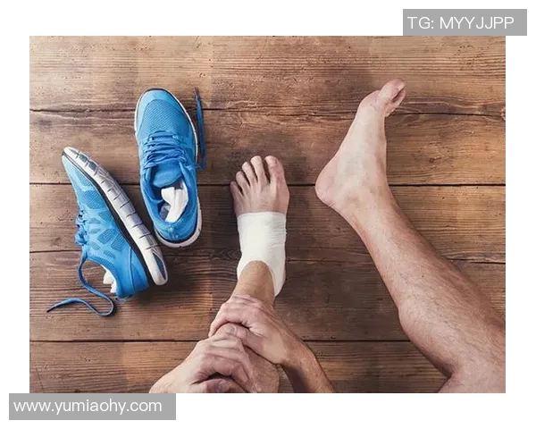 足球明星腿疼的原因揭秘及如何有效预防运动损伤的方法探讨